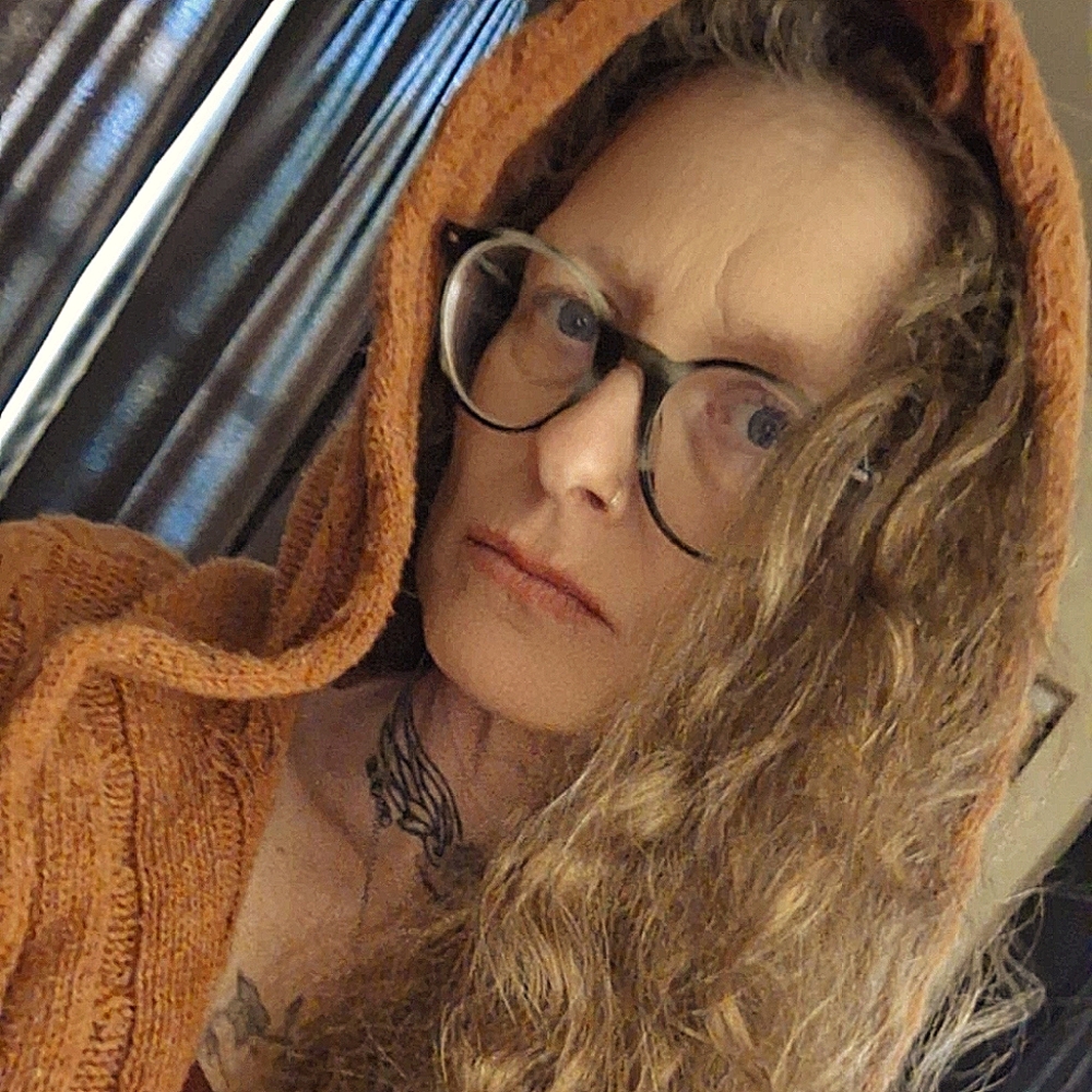 Meet your Posher, Toni